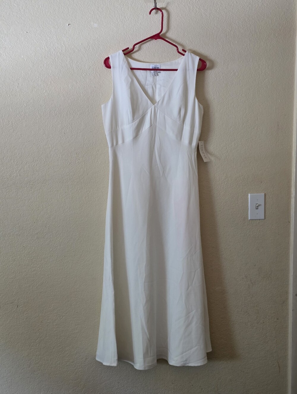 Together White Sleeveless Maxi Dress with V-Neck Size 10.